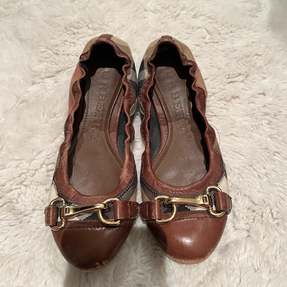 Burberry Ballet Flats